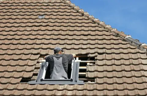 Pose de velux - Villeneuve-d'Olmes